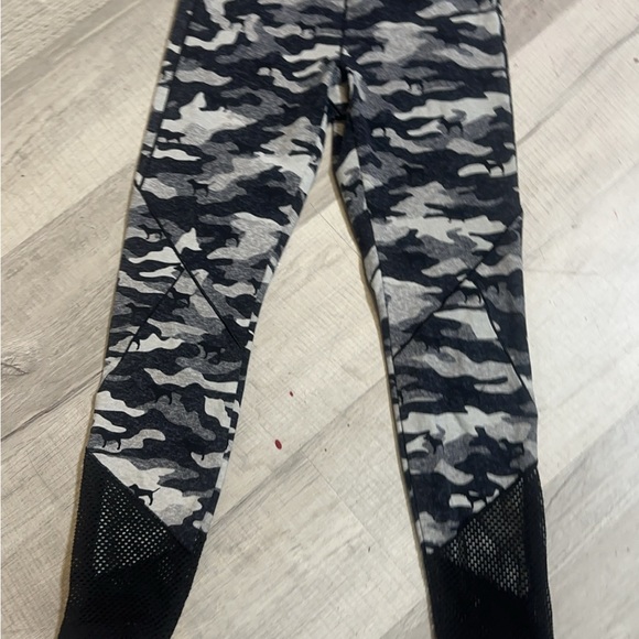 Leggings - Picture 2 of 10